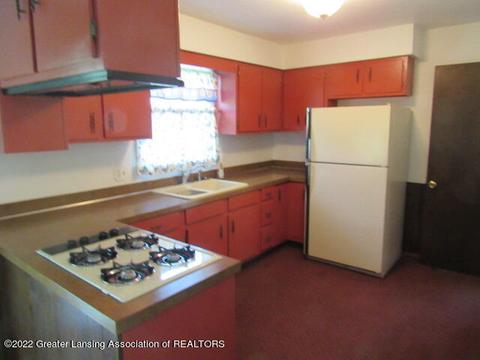 320 Walnut St, Dimondale, MI 48821 photo 12
