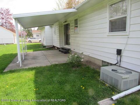 320 Walnut St, Dimondale, MI 48821 photo 6