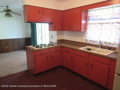320 Walnut St, Dimondale, MI 48821 photo 13