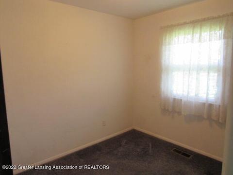 320 Walnut St, Dimondale, MI 48821 photo 22