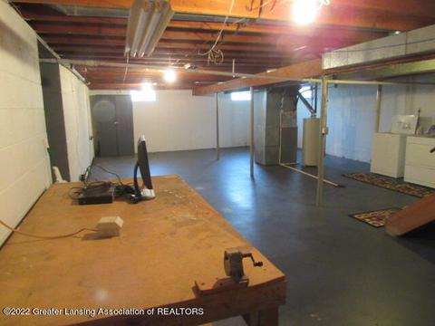 320 Walnut St, Dimondale, MI 48821 photo 27