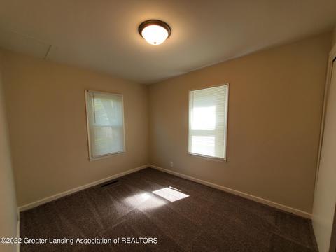 309 E Gier St, Lansing, MI 48906 photo 13
