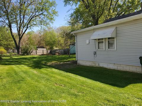 309 E Gier St, Lansing, MI 48906 photo 27