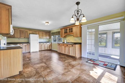 2054 W Jason Rd, Dewitt, MI 48820 photo 12