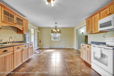 2054 W Jason Rd, Dewitt, MI 48820 photo 13