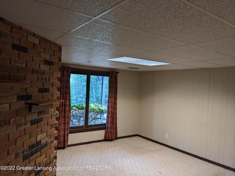 13321 S Wright Rd, Eagle, MI 48822 photo 24