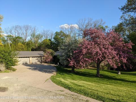 13321 S Wright Rd, Eagle, MI 48822 photo 2