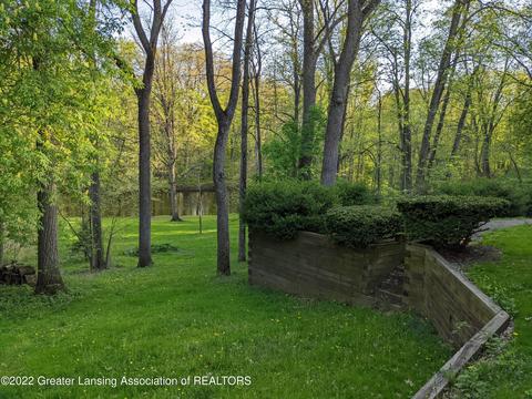13321 S Wright Rd, Eagle, MI 48822 photo 5
