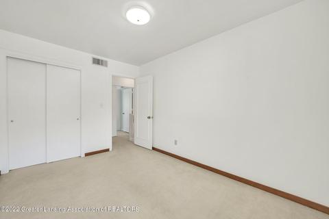 3801 Binghampton Dr, Okemos, MI 48864 photo 24
