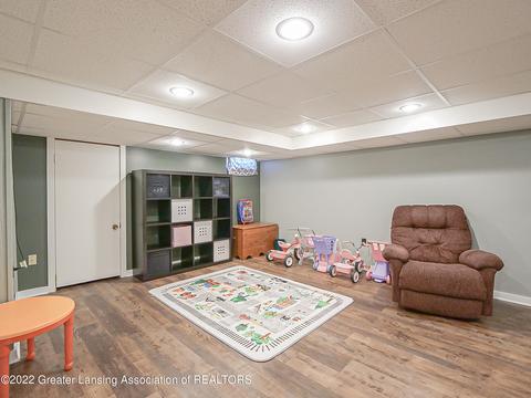 1200 Ascot Pl, Haslett, MI 48840 photo 37