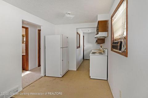 534 Florence St, Lansing, MI 48910 photo 5
