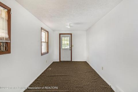534 Florence St, Lansing, MI 48910 photo 4