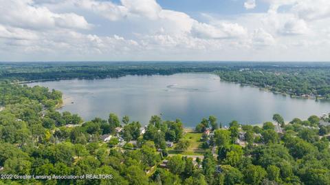 16770 Cedarbrook Dr, Haslett, MI 48840 photo 3