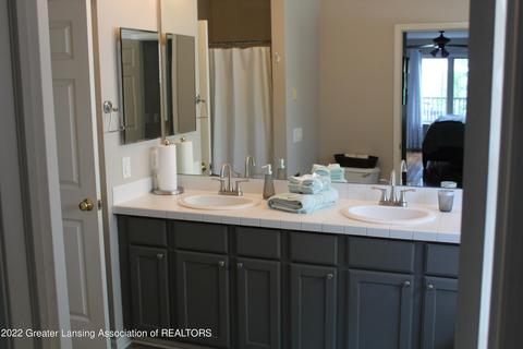 16770 Cedarbrook Dr, Haslett, MI 48840 photo 25