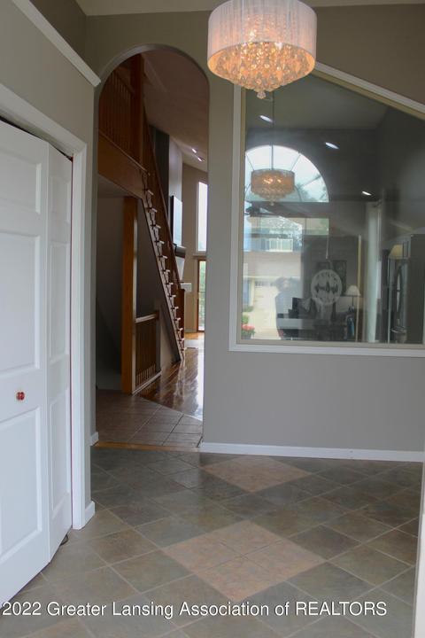 16770 Cedarbrook Dr, Haslett, MI 48840 photo 4