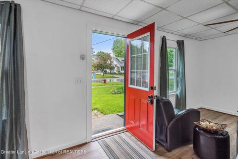 625 E Cavanaugh Rd, Lansing, MI 48910 photo 6
