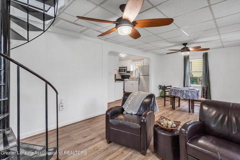 625 E Cavanaugh Rd, Lansing, MI 48910 photo 8