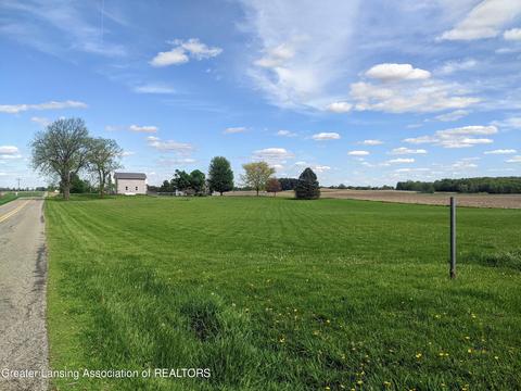 668 E Columbia Rd, Mason, MI 48854 photo 8