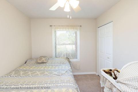 1305 Redpole Dr, Dewitt, MI 48820 photo 16