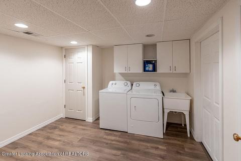 1305 Redpole Dr, Dewitt, MI 48820 photo 24