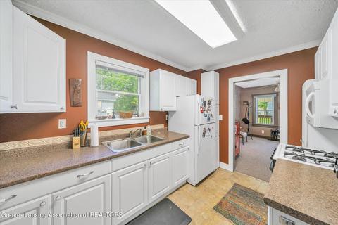 1510 Sheldon St, Lansing, MI 48906 photo 11