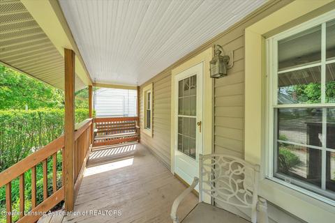 1510 Sheldon St, Lansing, MI 48906 photo 4