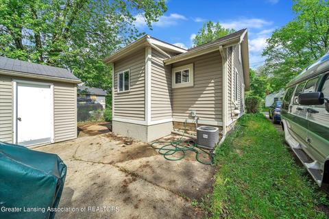 1510 Sheldon St, Lansing, MI 48906 photo 25