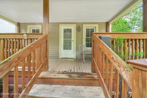 1510 Sheldon St, Lansing, MI 48906 photo 3