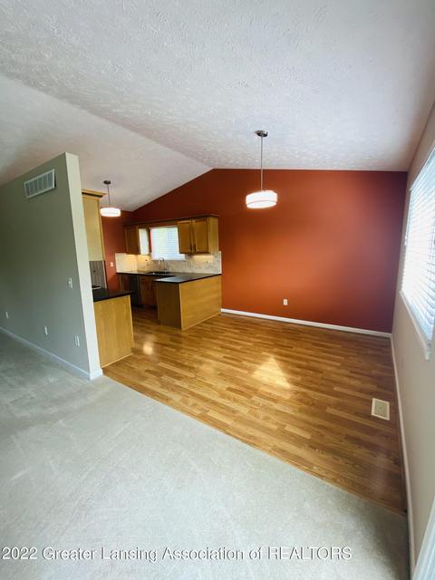 2750 Silver Tree Ct, Howell, MI 48843 photo 6