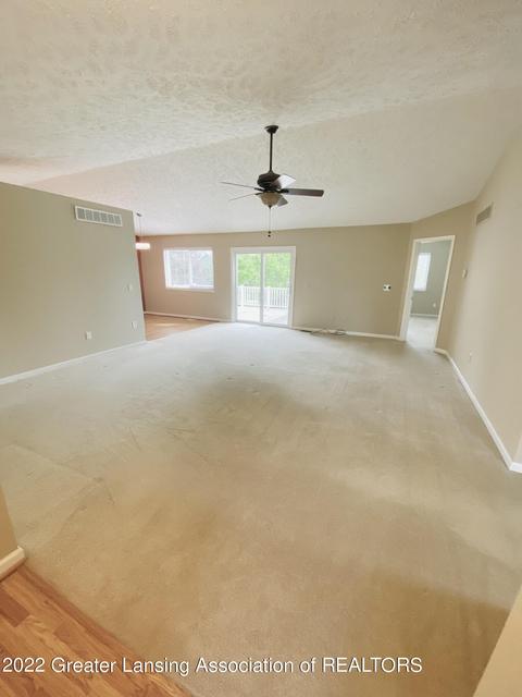 2750 Silver Tree Ct, Howell, MI 48843 photo 4