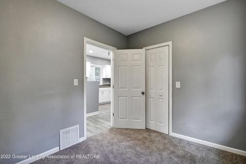 2108 Lyons Ave, Lansing, MI 48910 photo 11
