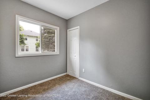 2108 Lyons Ave, Lansing, MI 48910 photo 12