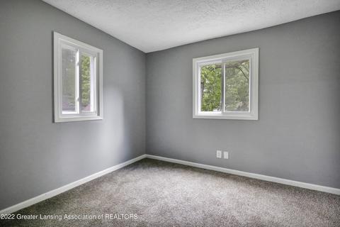 2108 Lyons Ave, Lansing, MI 48910 photo 14