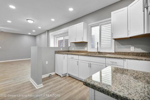 2108 Lyons Ave, Lansing, MI 48910 photo 9
