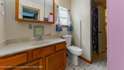 1020 E Beard Rd, Perry, MI 48872 photo 13