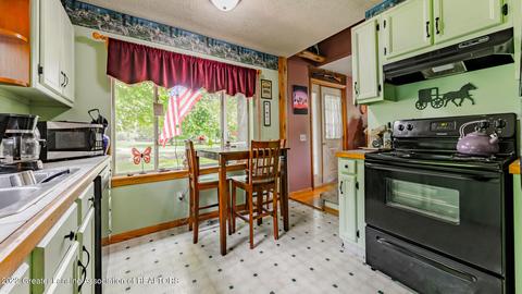 1020 E Beard Rd, Perry, MI 48872 photo 10