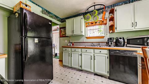 1020 E Beard Rd, Perry, MI 48872 photo 11