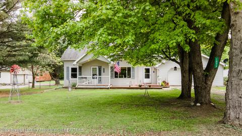 1020 E Beard Rd, Perry, MI 48872 photo 2
