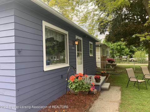3227 Sheffer Ave, Lansing, MI 48906 photo 5