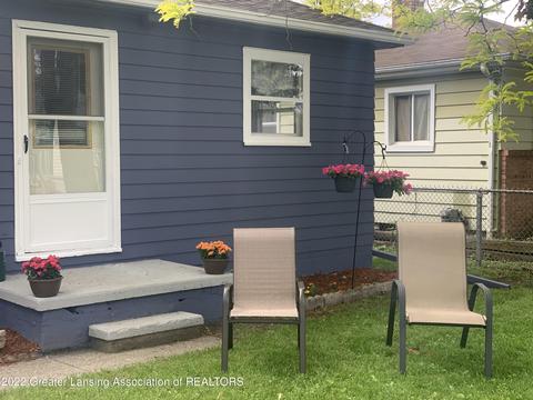 3227 Sheffer Ave, Lansing, MI 48906 photo 7
