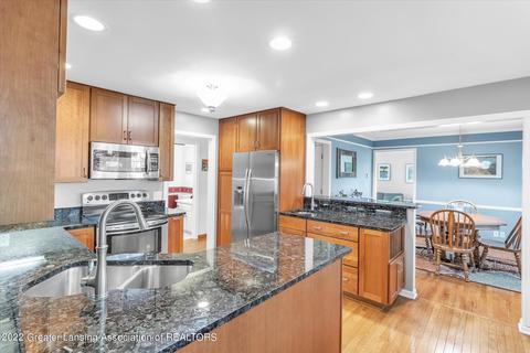 2134 Butternut Dr, Okemos, MI 48864 photo 14