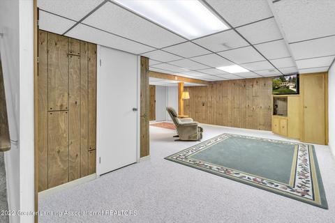 2134 Butternut Dr, Okemos, MI 48864 photo 38
