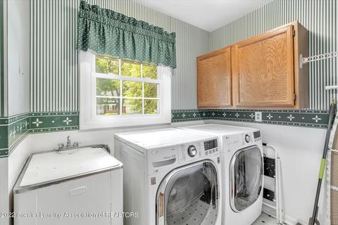 2134 Butternut Dr, Okemos, MI 48864 photo 23