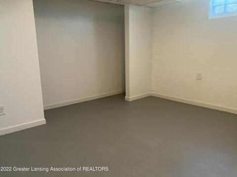 3560 Twilight Ln, Lansing, MI 48906 photo 27