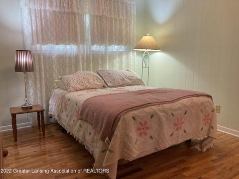 3560 Twilight Ln, Lansing, MI 48906 photo 16