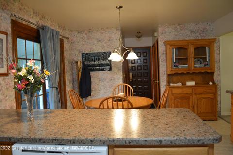 3560 Twilight Ln, Lansing, MI 48906 photo 5