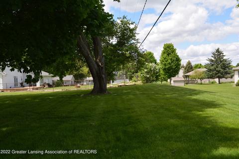 3560 Twilight Ln, Lansing, MI 48906 photo 23