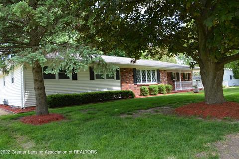 3560 Twilight Ln, Lansing, MI 48906 photo 2