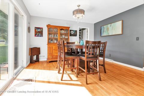4248 Barton Rd, Lansing, MI 48917 photo 12