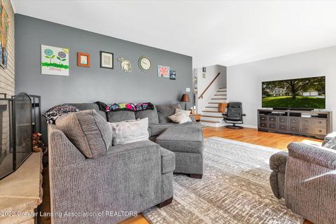 4248 Barton Rd, Lansing, MI 48917 photo 11
